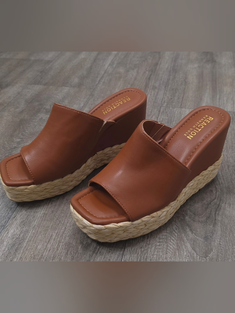 Kenneth Cole Maria Mule Wedge-Size 6